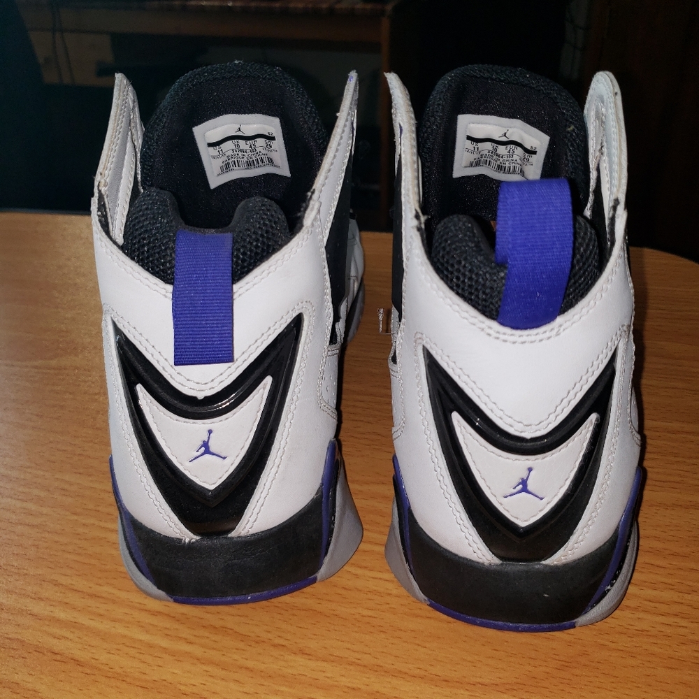Jordan Flight - Picture 3 of 5